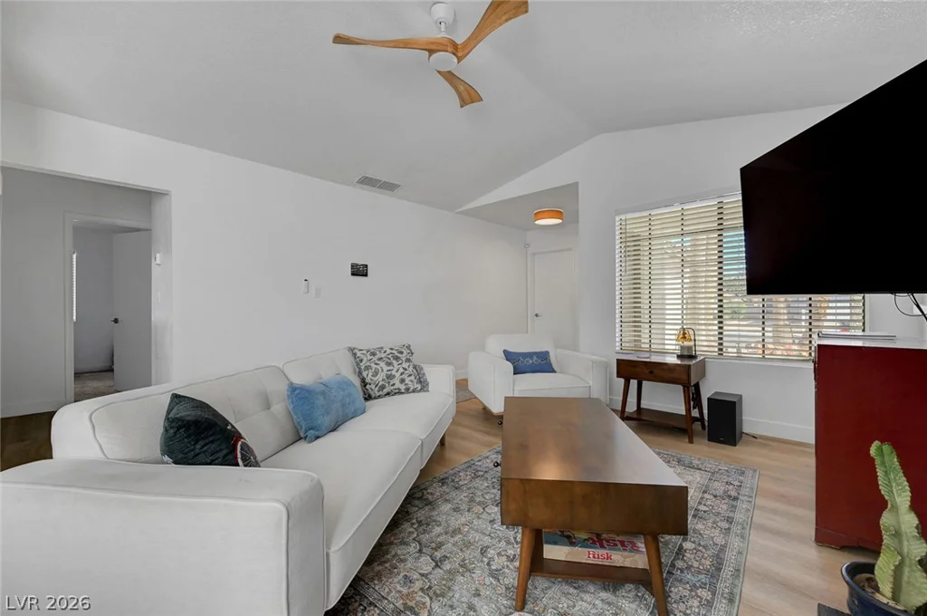 2547 Wolverton, Henderson, NV 89074