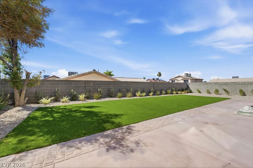 139 Skytop, Henderson, NV 89015