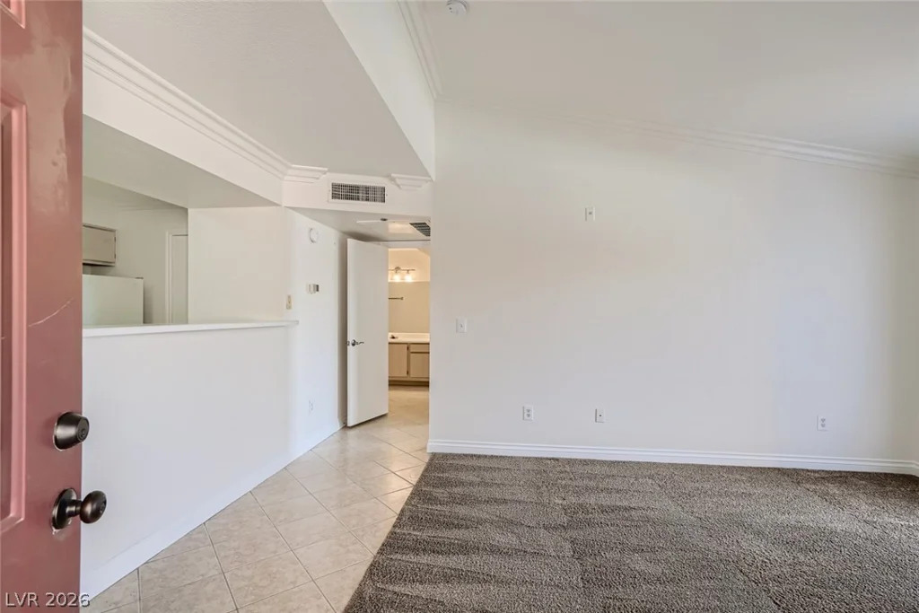 1150 Buffalo, Las Vegas, NV 89128