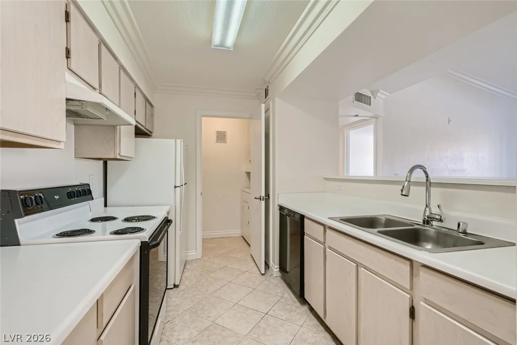 1150 Buffalo, Las Vegas, NV 89128