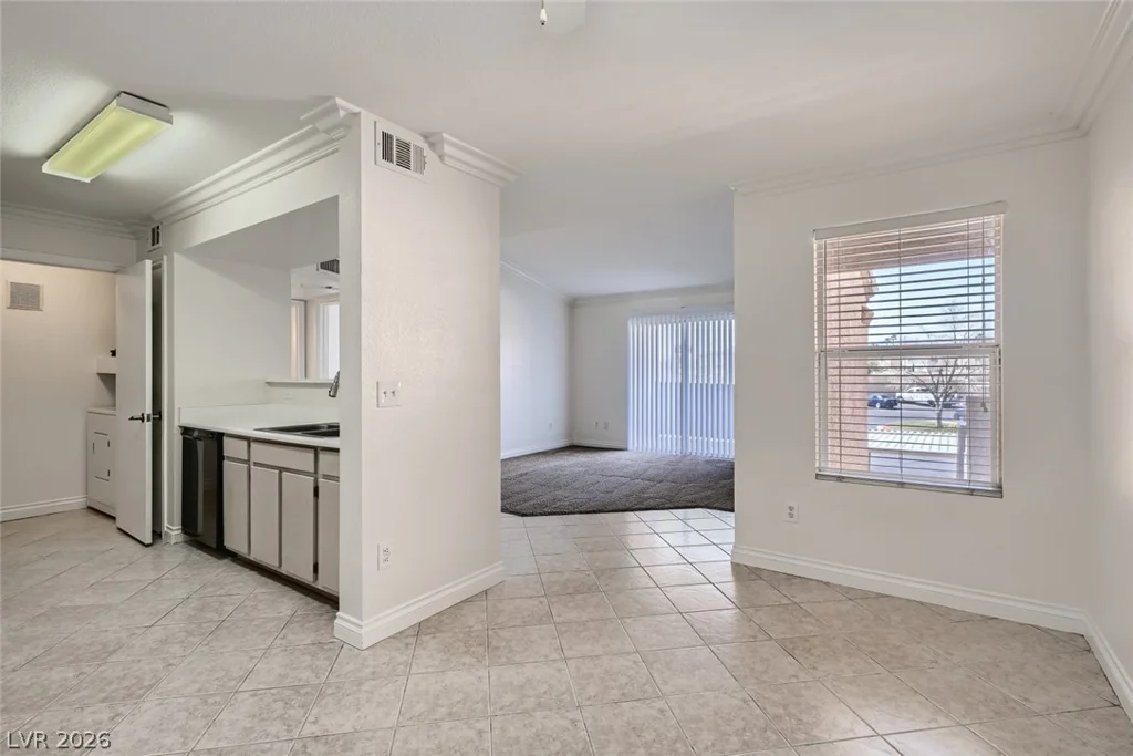 1150 Buffalo, Las Vegas, NV 89128