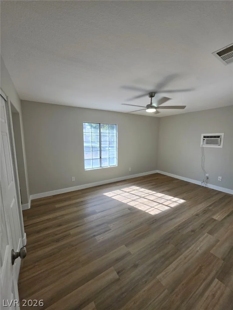 320 New Hope, Henderson, NV 89014