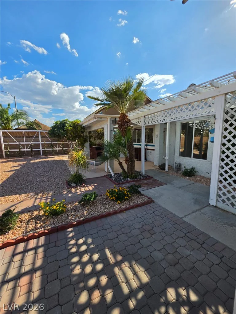 320 New Hope, Henderson, NV 89014