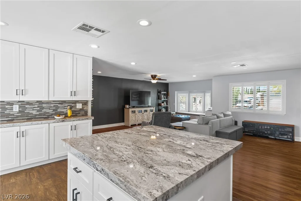 1515 Della, Boulder City, NV 89005