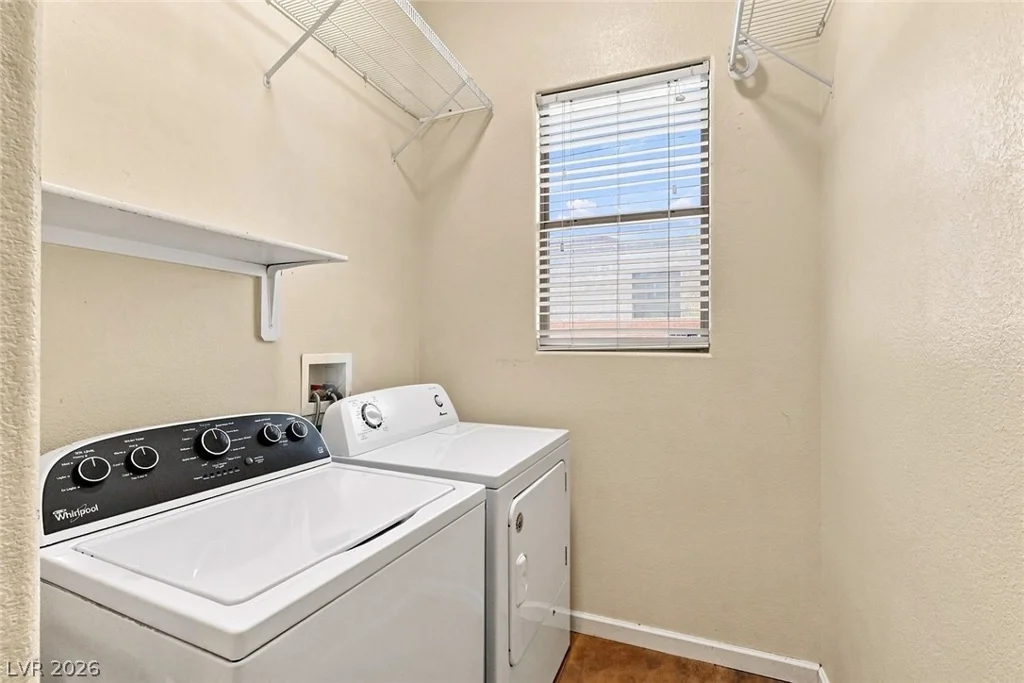 7589 Splashing Rock, Las Vegas, NV 89131