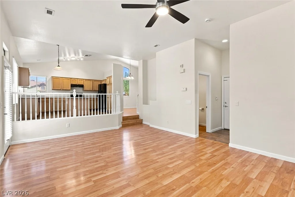 7589 Splashing Rock, Las Vegas, NV 89131