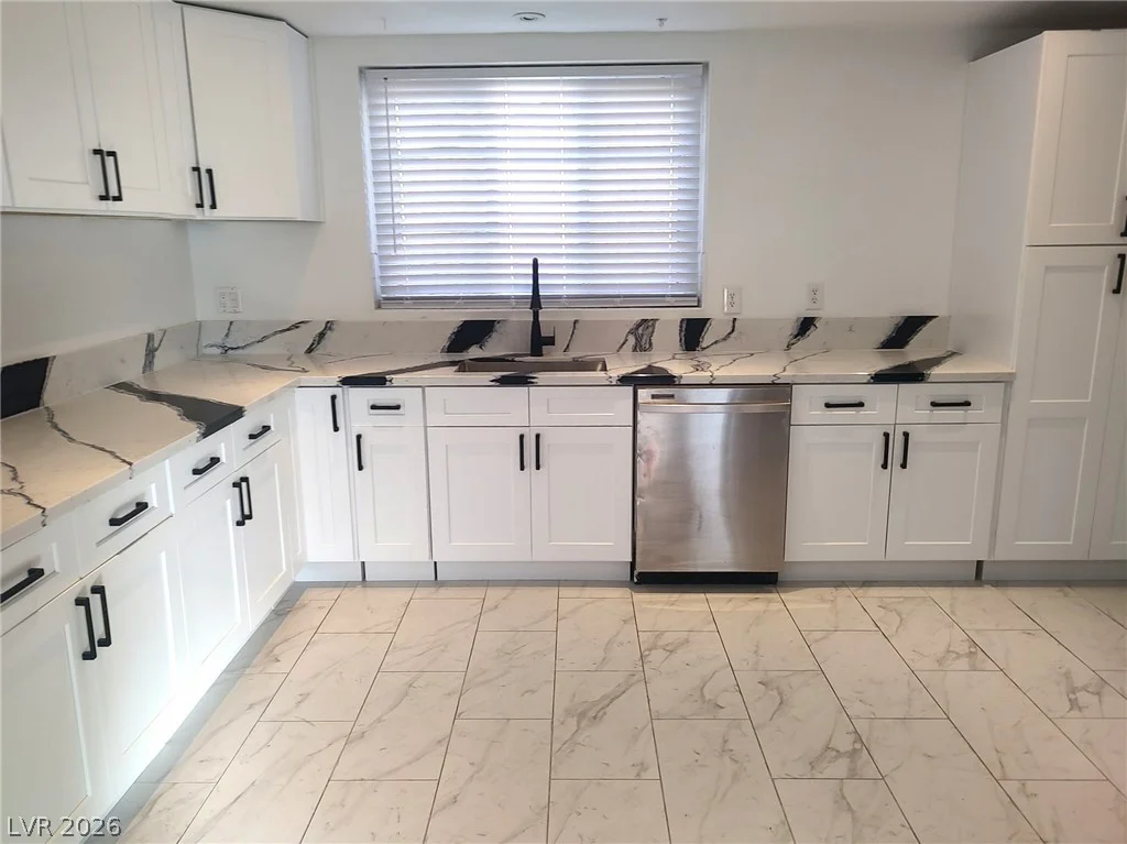2005 Oakey, Las Vegas, NV 89104