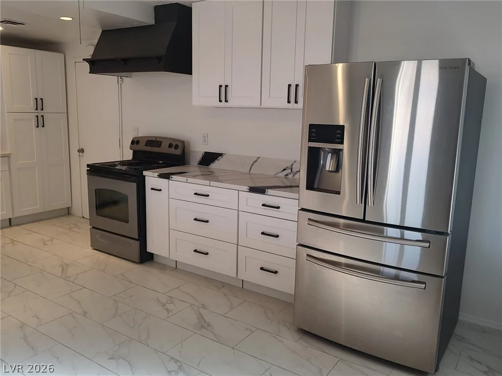 2005 Oakey, Las Vegas, NV 89104