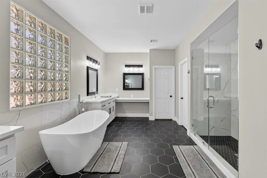 9304 Empire Rock, Las Vegas, NV 89143