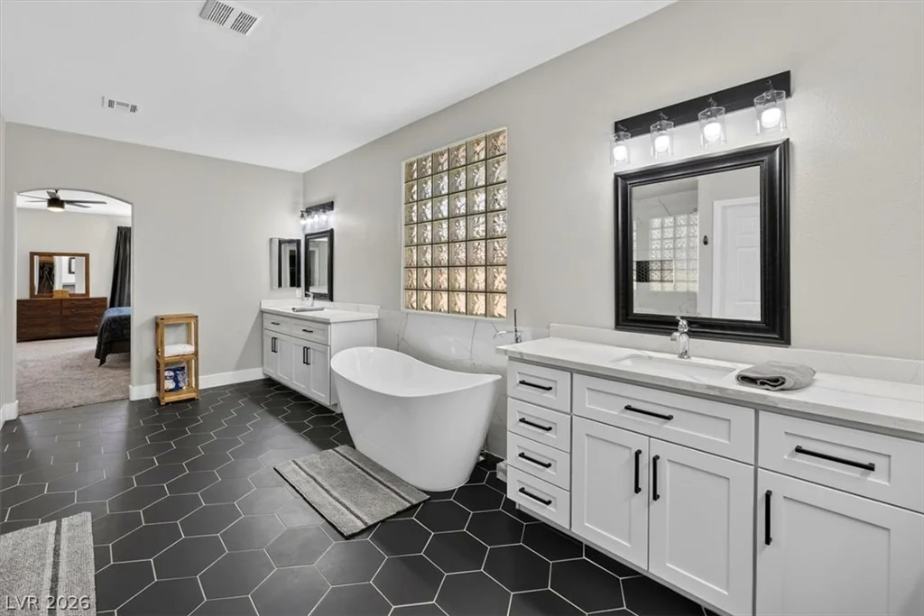 9304 Empire Rock, Las Vegas, NV 89143