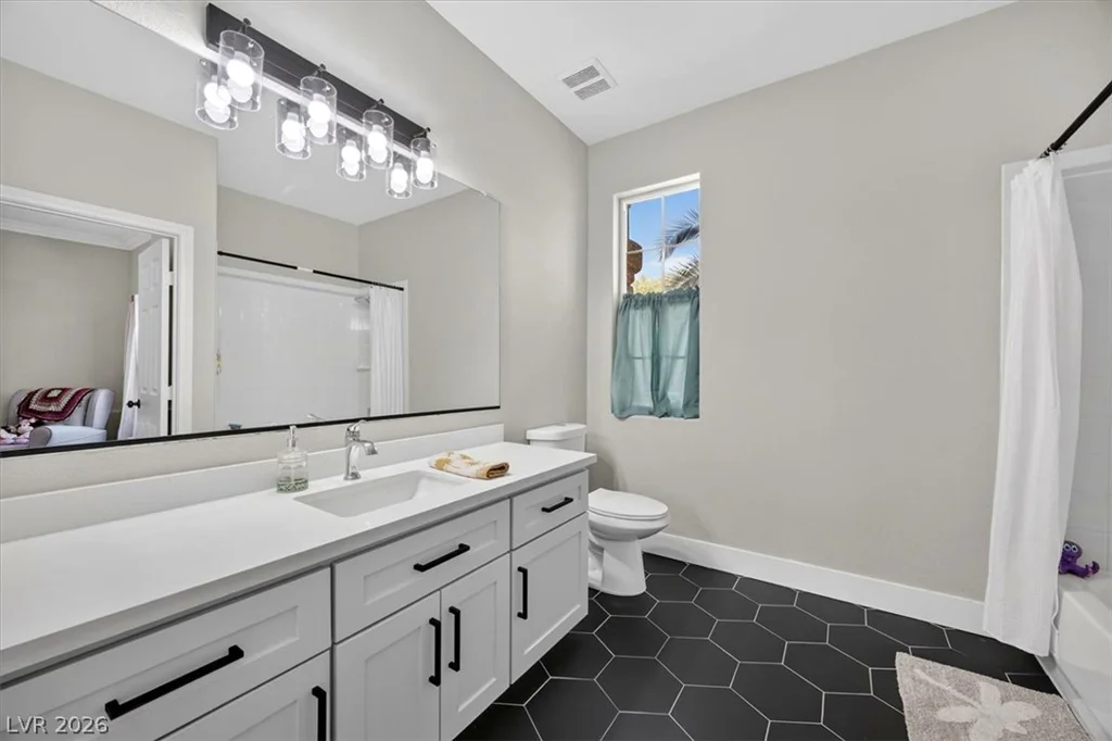 9304 Empire Rock, Las Vegas, NV 89143