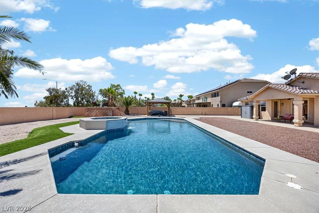 9304 Empire Rock, Las Vegas, NV 89143