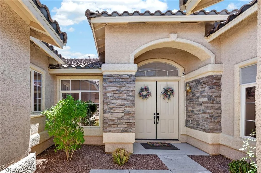 9304 Empire Rock, Las Vegas, NV 89143