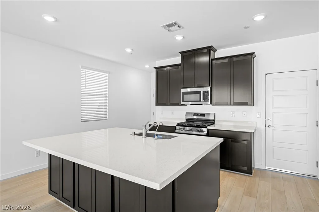 9561 Sagebrush Grove, Las Vegas, NV 89178