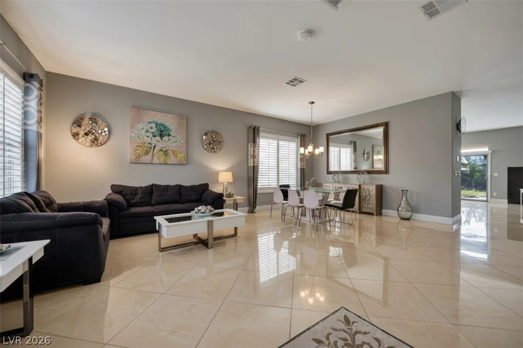 6277 Cyclone, Las Vegas, NV 89110