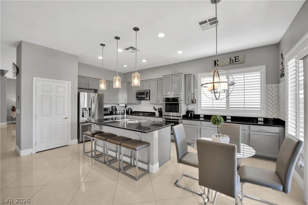 6277 Cyclone, Las Vegas, NV 89110