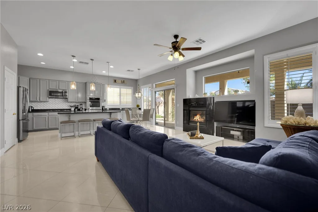 6277 Cyclone, Las Vegas, NV 89110