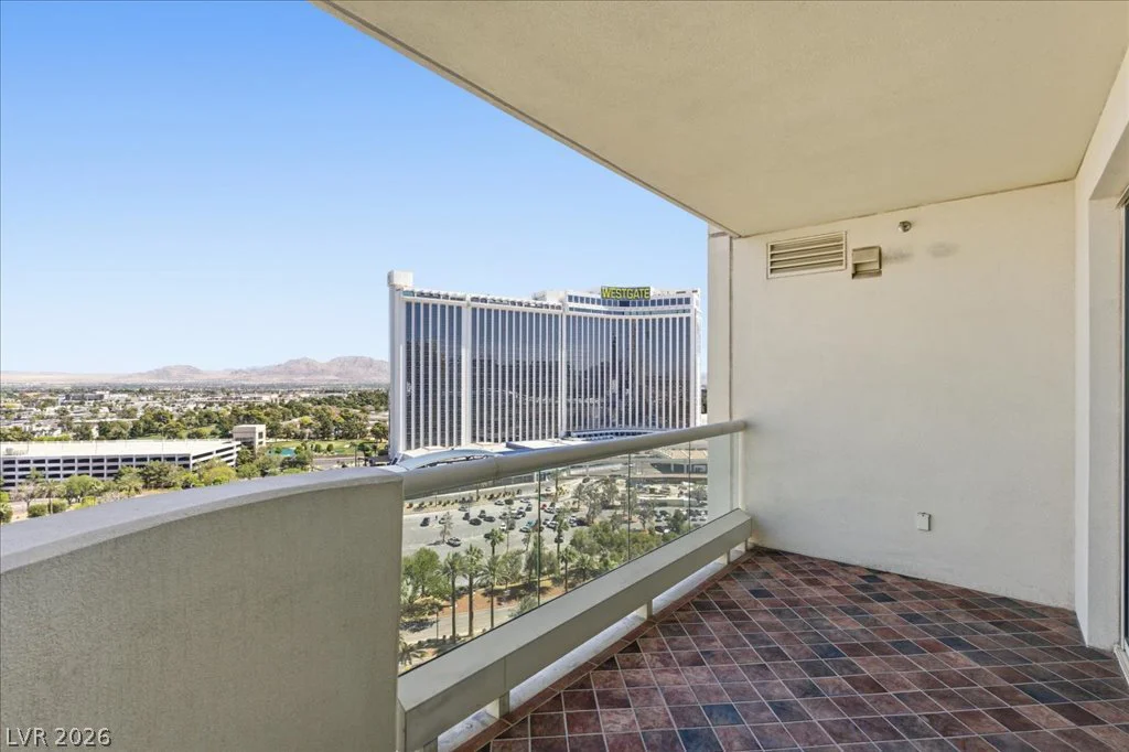 2857 Paradise, Las Vegas, NV 89109