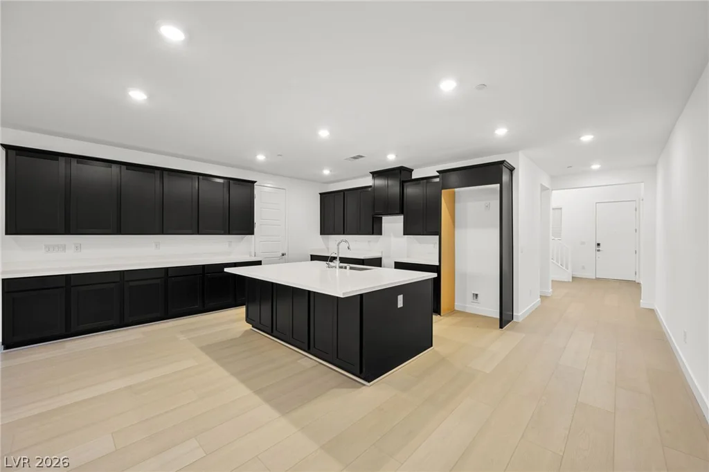 11847 Songbird Hill, Las Vegas, NV 89138