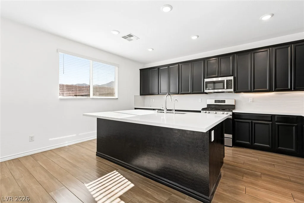 3016 moulin heights, Las Vegas, NV 89156