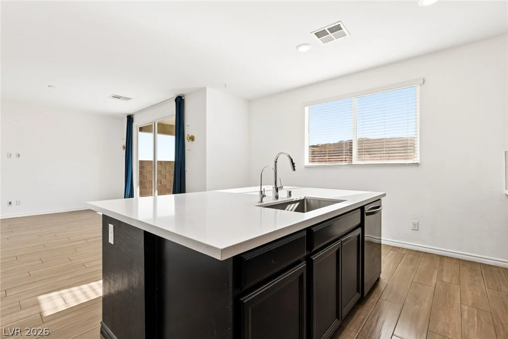 3016 moulin heights, Las Vegas, NV 89156