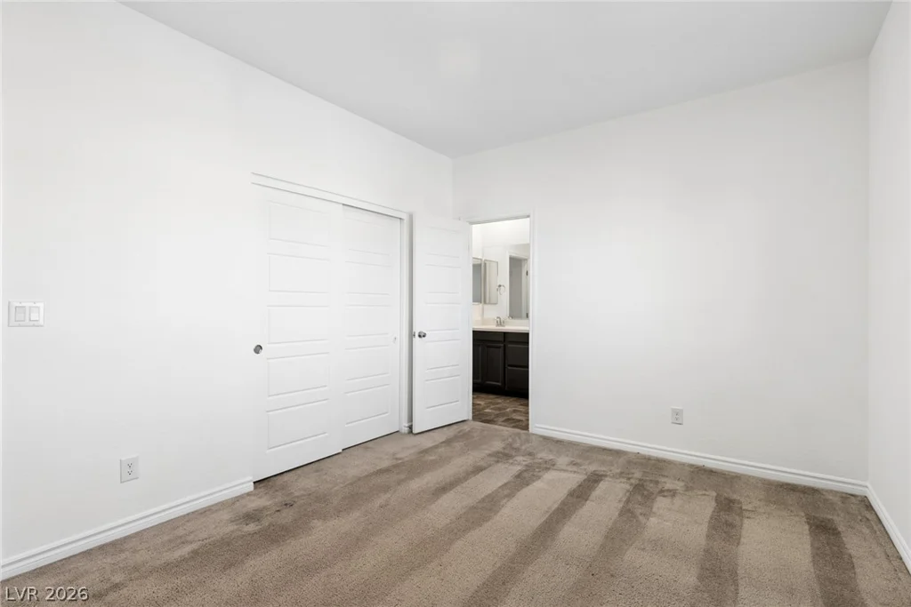 3016 moulin heights, Las Vegas, NV 89156