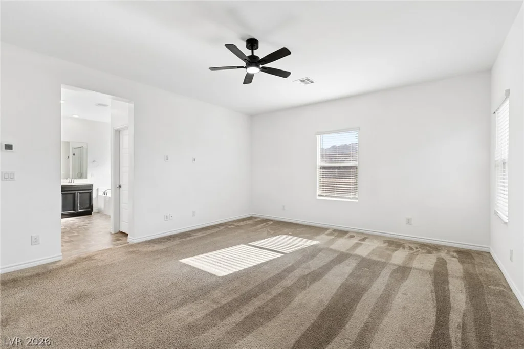 3016 moulin heights, Las Vegas, NV 89156