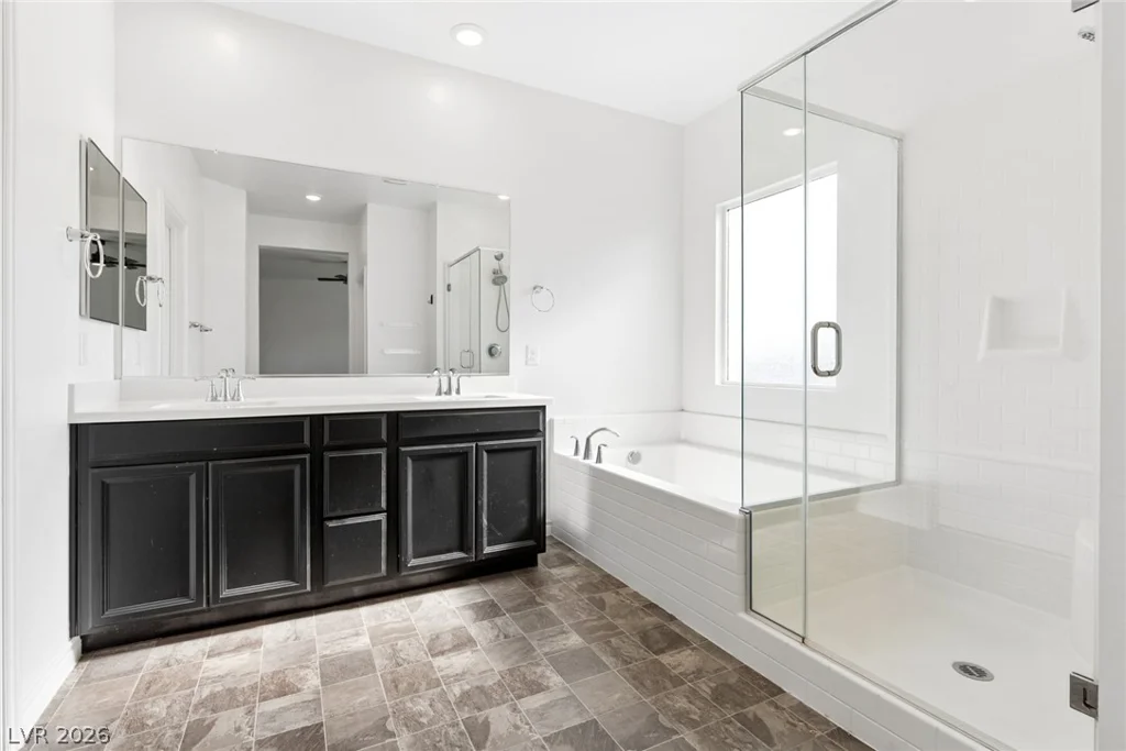 3016 moulin heights, Las Vegas, NV 89156