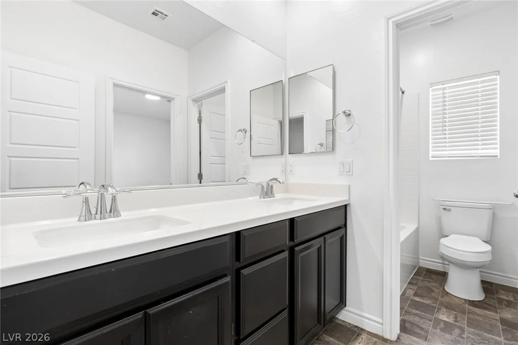 3016 moulin heights, Las Vegas, NV 89156