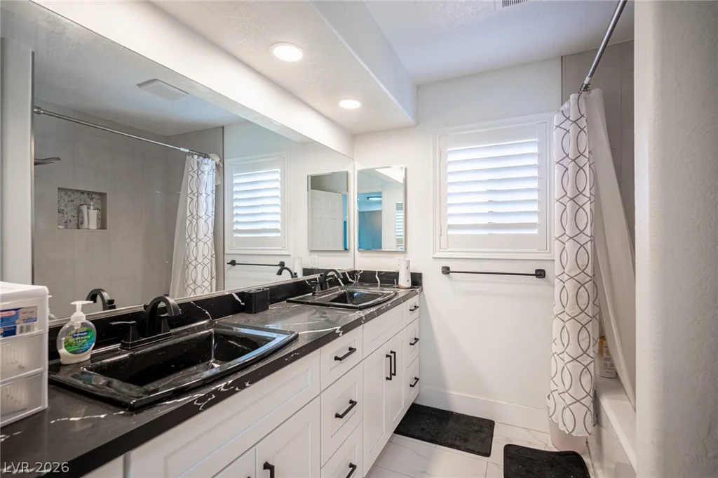9024 Feather River, Las Vegas, NV 89117