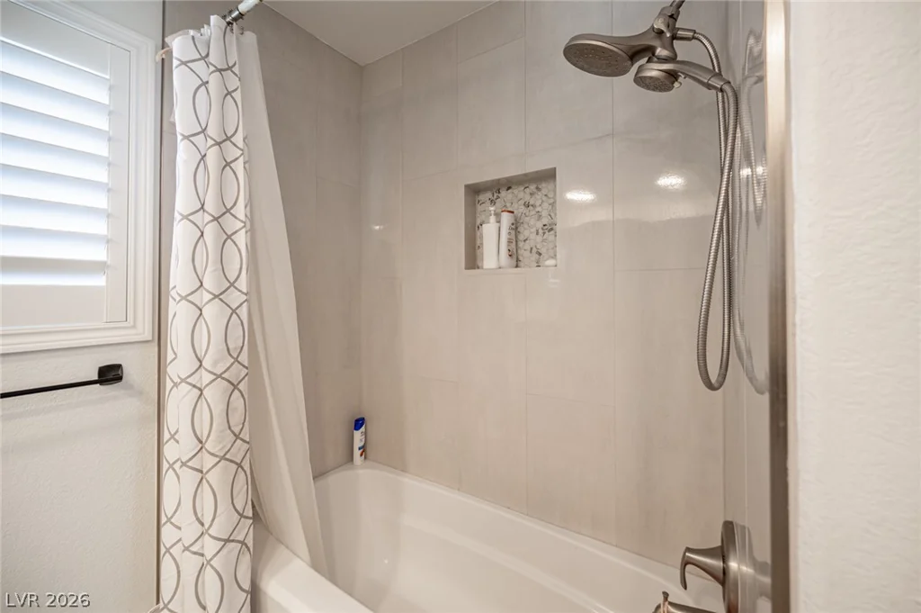 9024 Feather River, Las Vegas, NV 89117