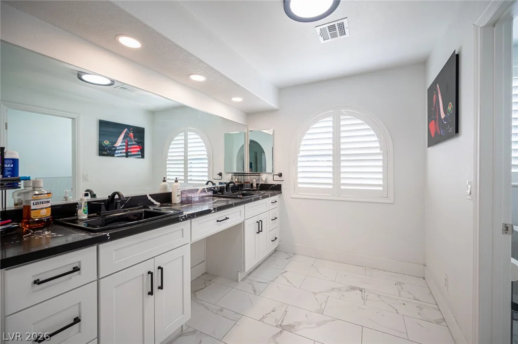9024 Feather River, Las Vegas, NV 89117
