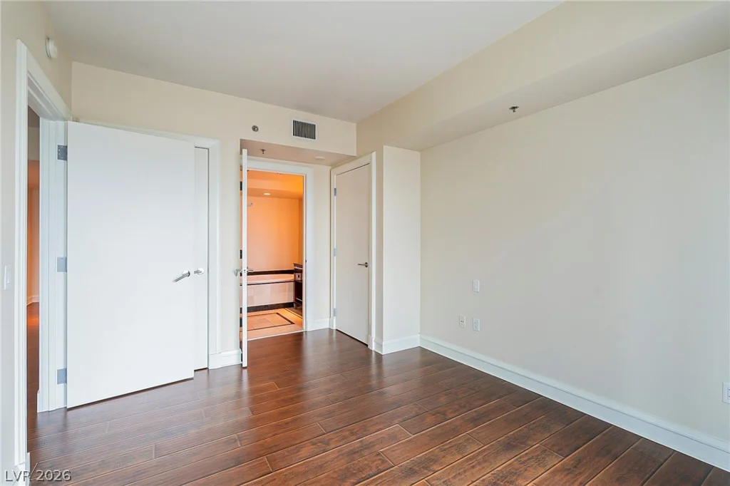 2700 Las Vegas, Las Vegas, NV 89109