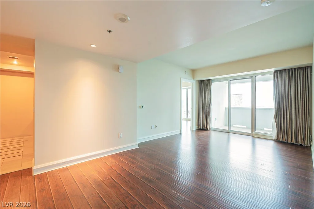 2700 Las Vegas, Las Vegas, NV 89109