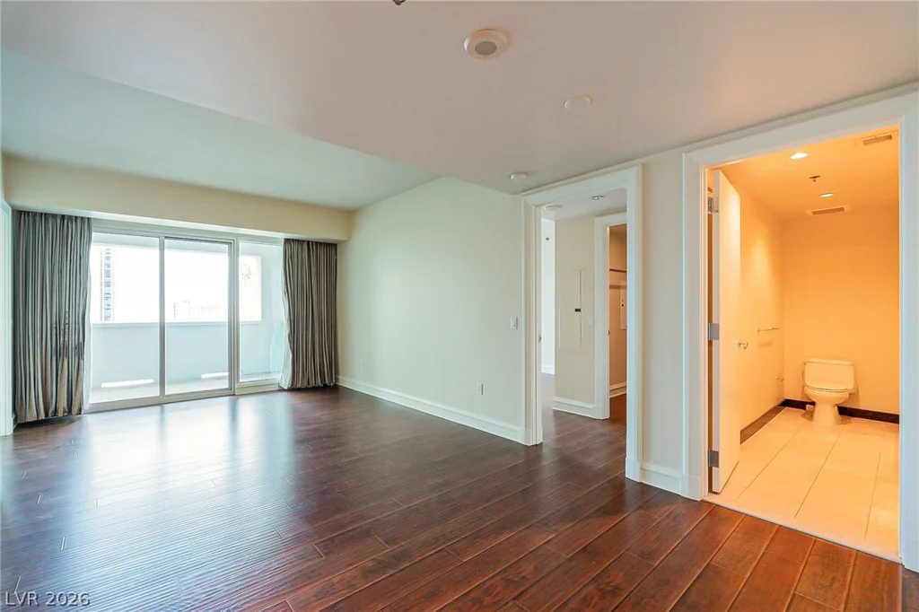 2700 Las Vegas, Las Vegas, NV 89109