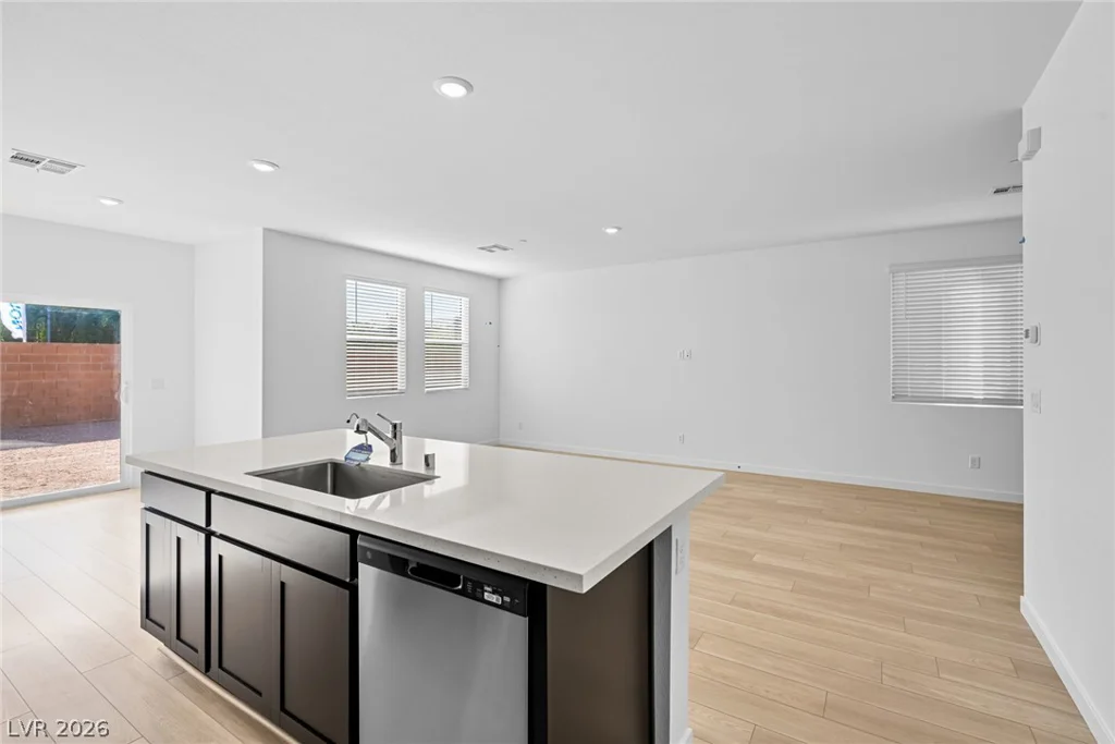 8160 Gusty Brook, Las Vegas, NV 89113