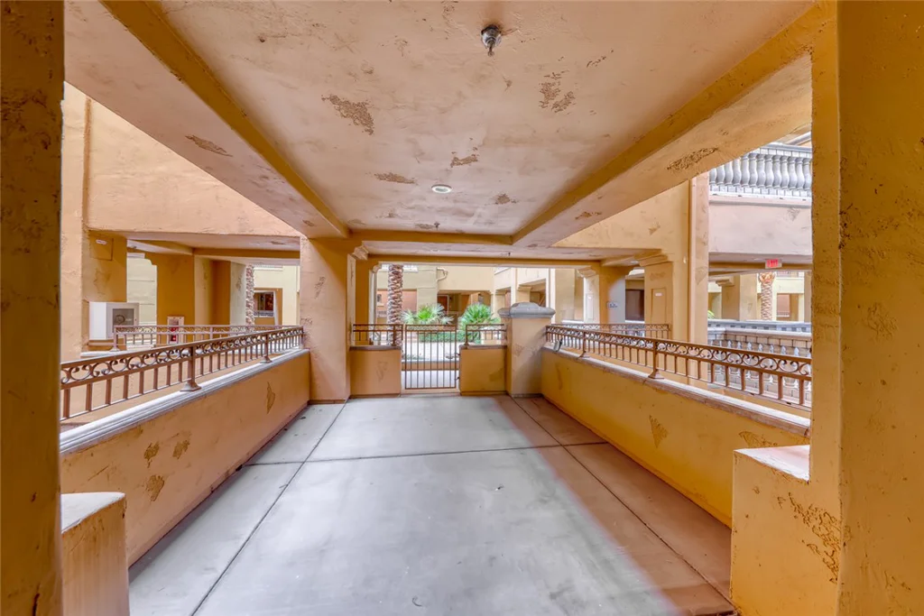 20 Via Mantova, Henderson, NV 89011