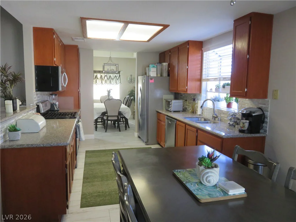 6208 Sierra Pines, Las Vegas, NV 89130
