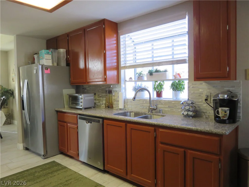 6208 Sierra Pines, Las Vegas, NV 89130