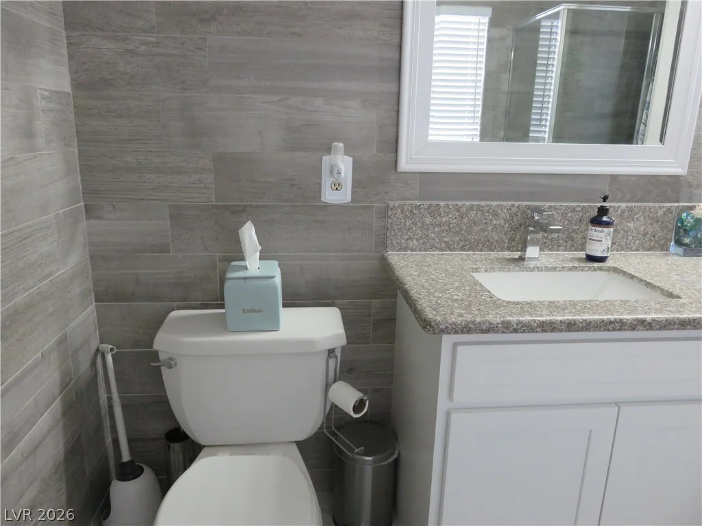 6208 Sierra Pines, Las Vegas, NV 89130