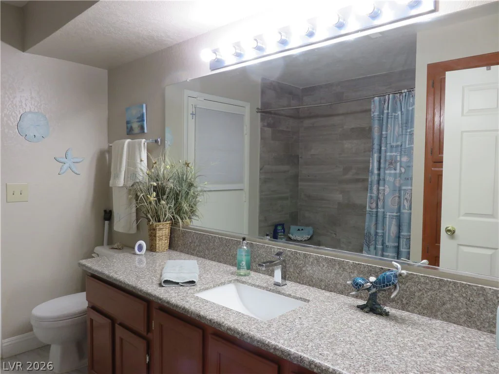 6208 Sierra Pines, Las Vegas, NV 89130