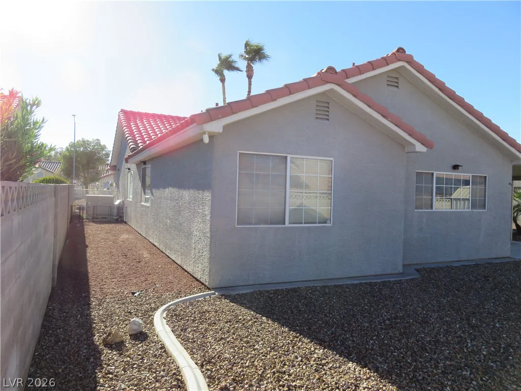6208 Sierra Pines, Las Vegas, NV 89130