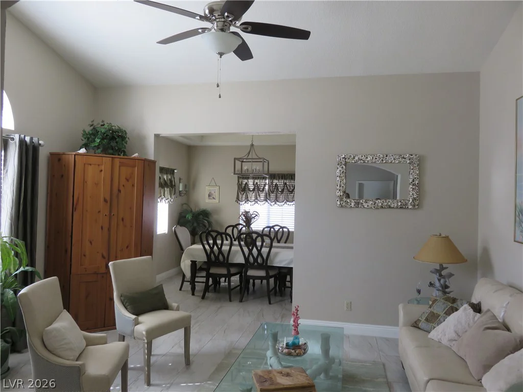 6208 Sierra Pines, Las Vegas, NV 89130
