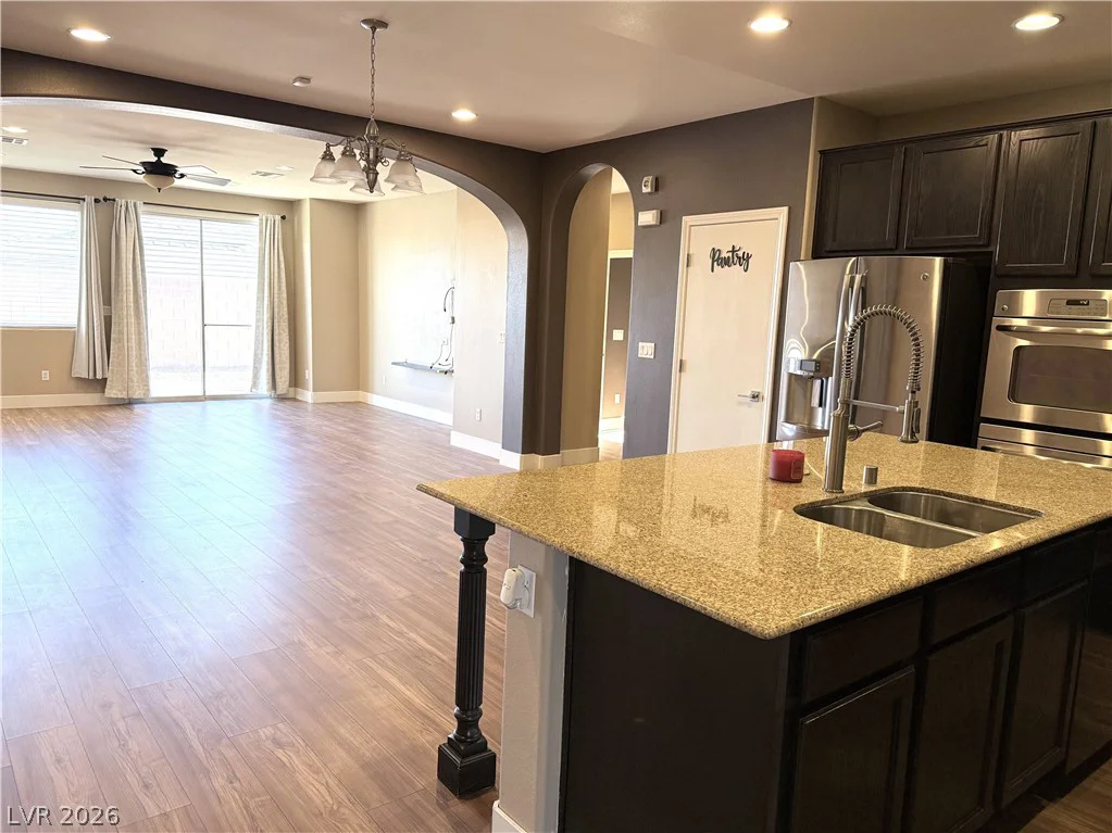 10229 Pine Ridge Peak, Las Vegas, NV 89166