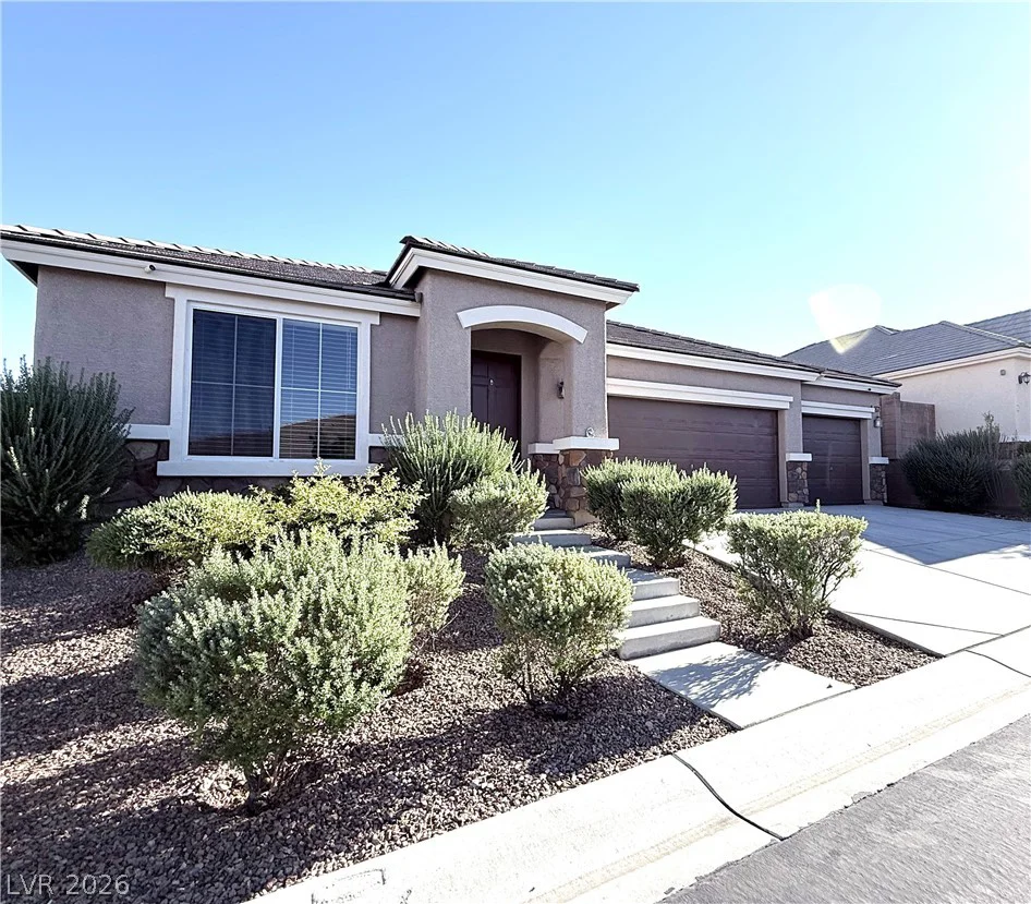 10229 Pine Ridge Peak, Las Vegas, NV 89166