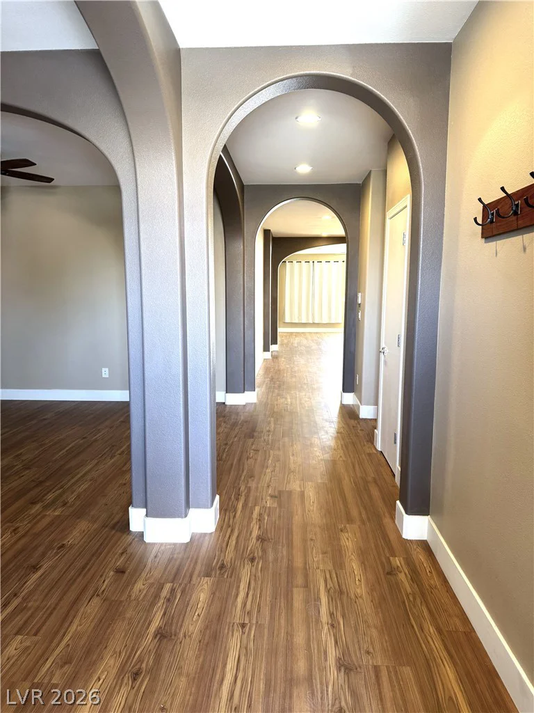 10229 Pine Ridge Peak, Las Vegas, NV 89166
