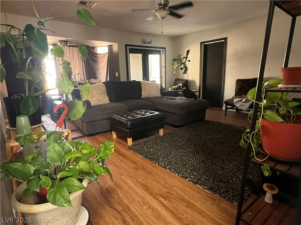 4420 Cayuse, North Las Vegas, NV 89031