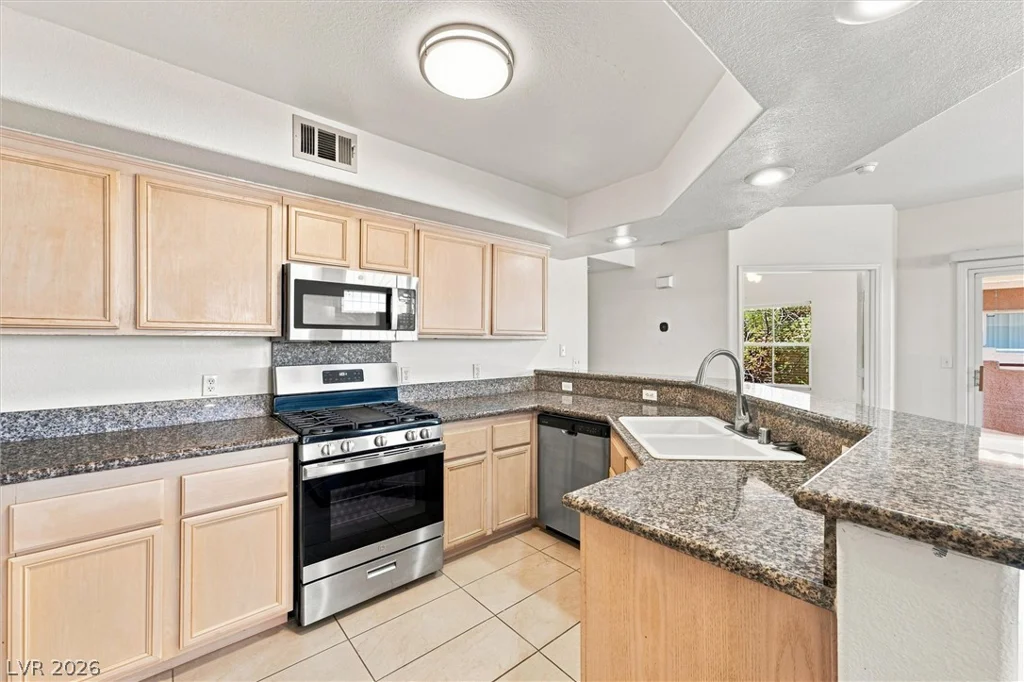 6913 Cobre Azul, Las Vegas, NV 89108