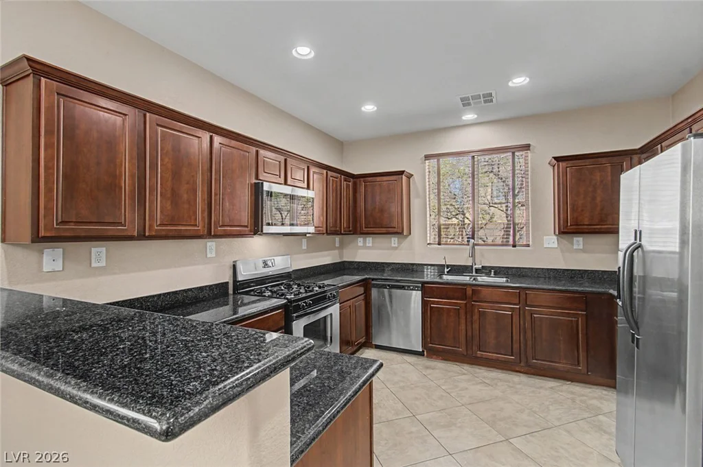 9048 Corrines Point, Las Vegas, NV 89148