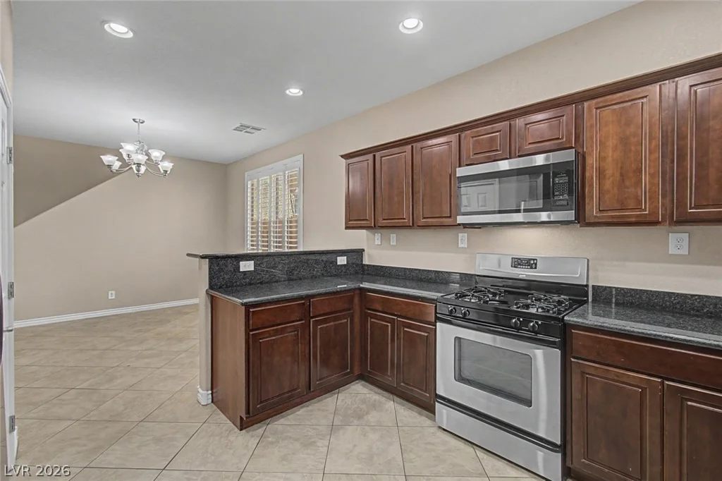 9048 Corrines Point, Las Vegas, NV 89148